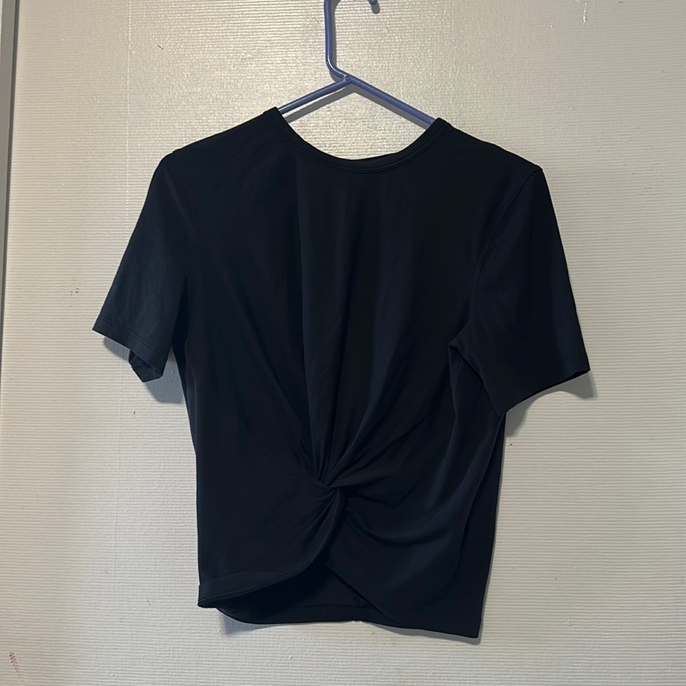 Brand new black lululemon crop